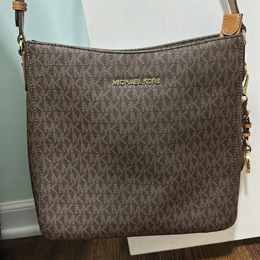 New Michael Kors brown messenger bag